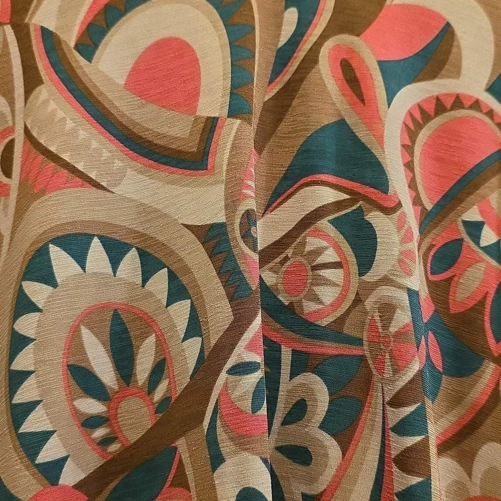 NWOT Hayzel Large Tan Brown Pink And Teal  and Patterned Top - Picture 2 of 5